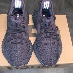 YEEZY boost 350 Cinder